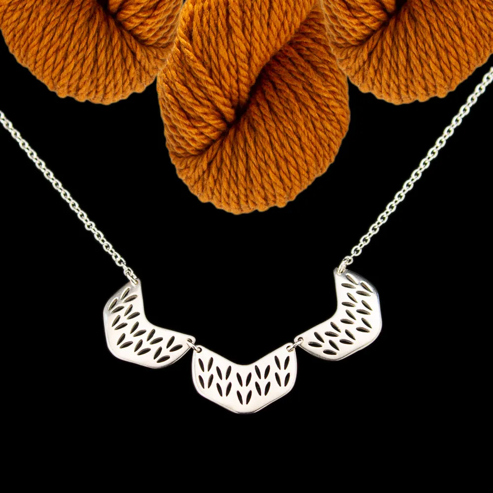 Chevron Stockinette Collar Necklace