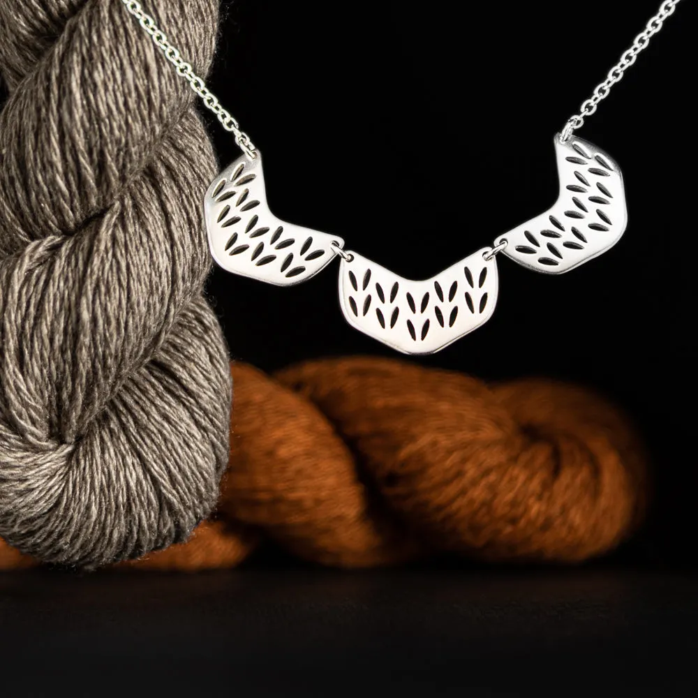 Chevron Stockinette Collar Necklace