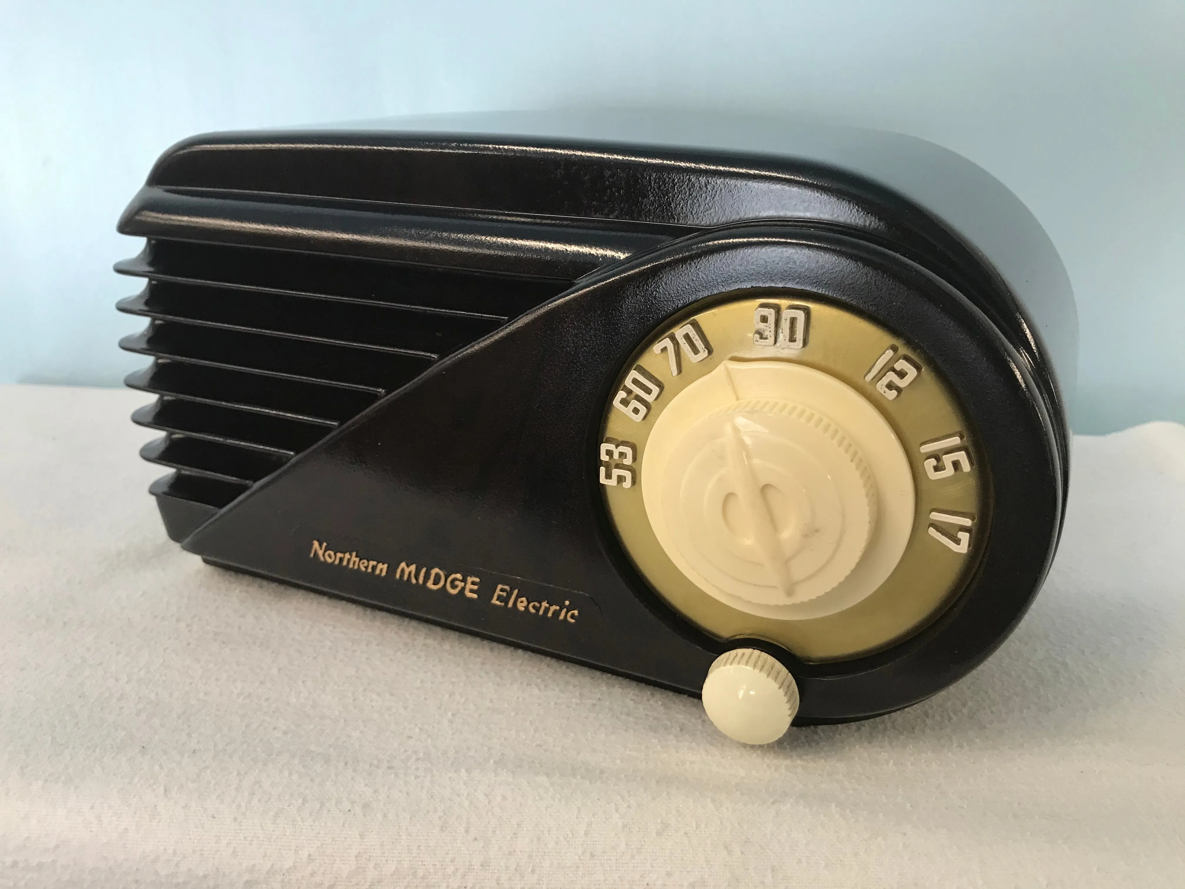 Northern Electric “Bullet” Tube Radio With Bluetooth input.