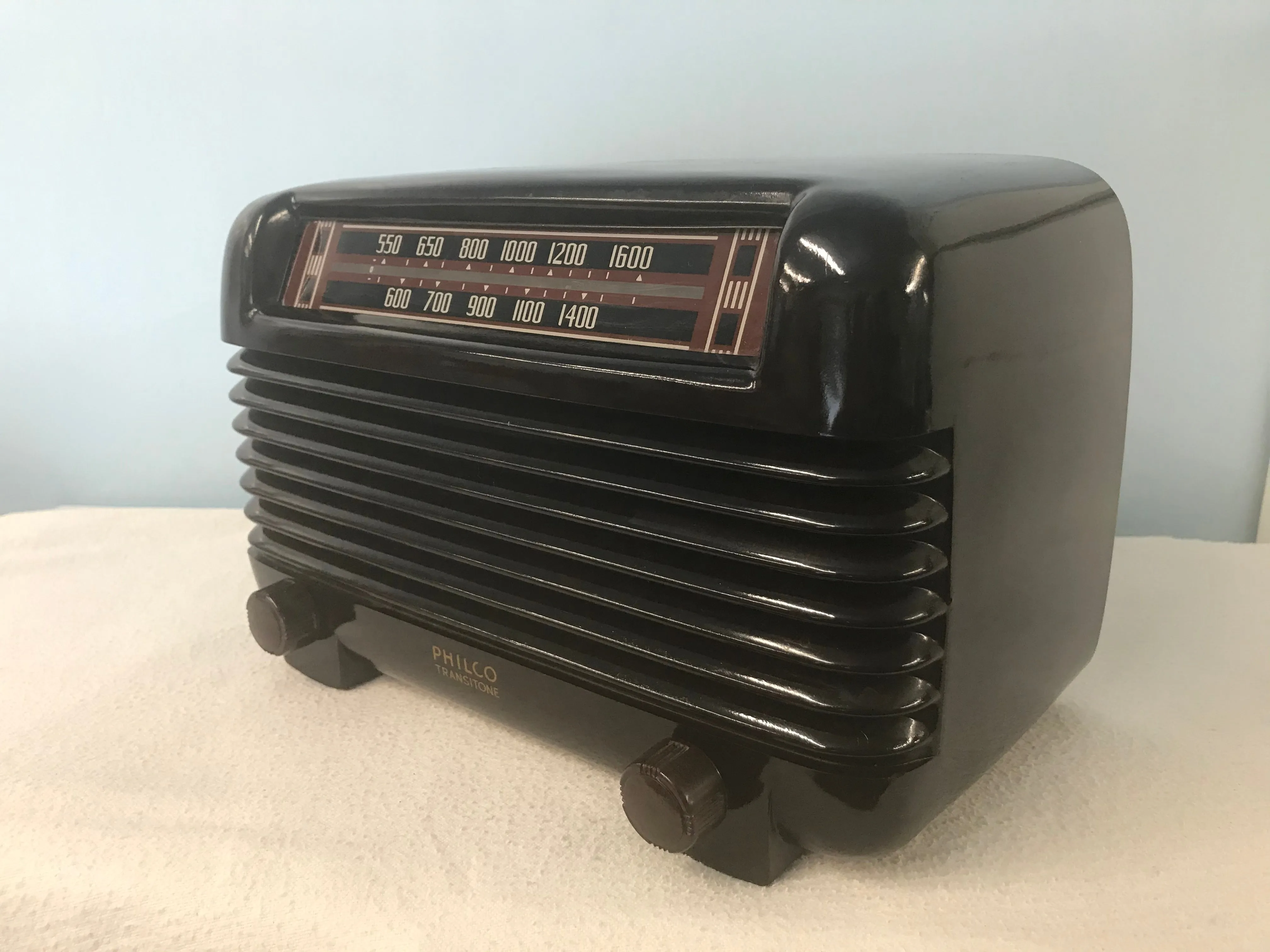Philco 41-250 Tube Radio With Bluetooth input.